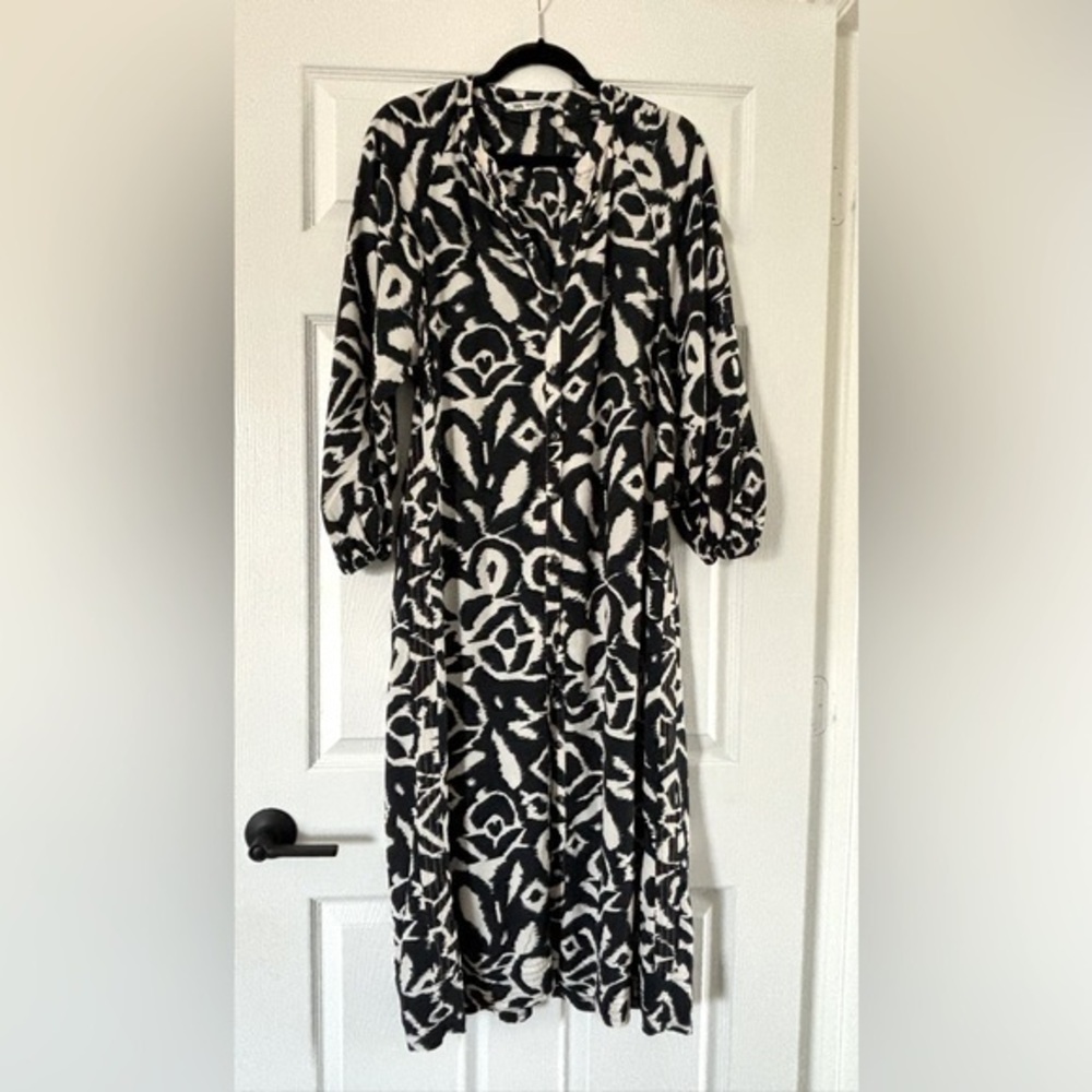 Zara Monochrome Abstract Long Sleeve button down Dress